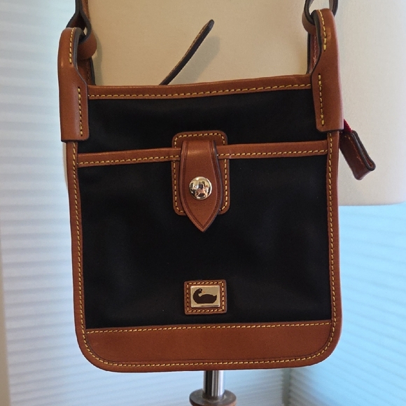 Dooney & Bourke Handbags - Dooney & Bourke Black and Tan Crossbody Bag